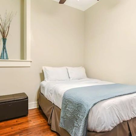 E Bay St Loft By City Market And River Street Savannah Extérieur photo