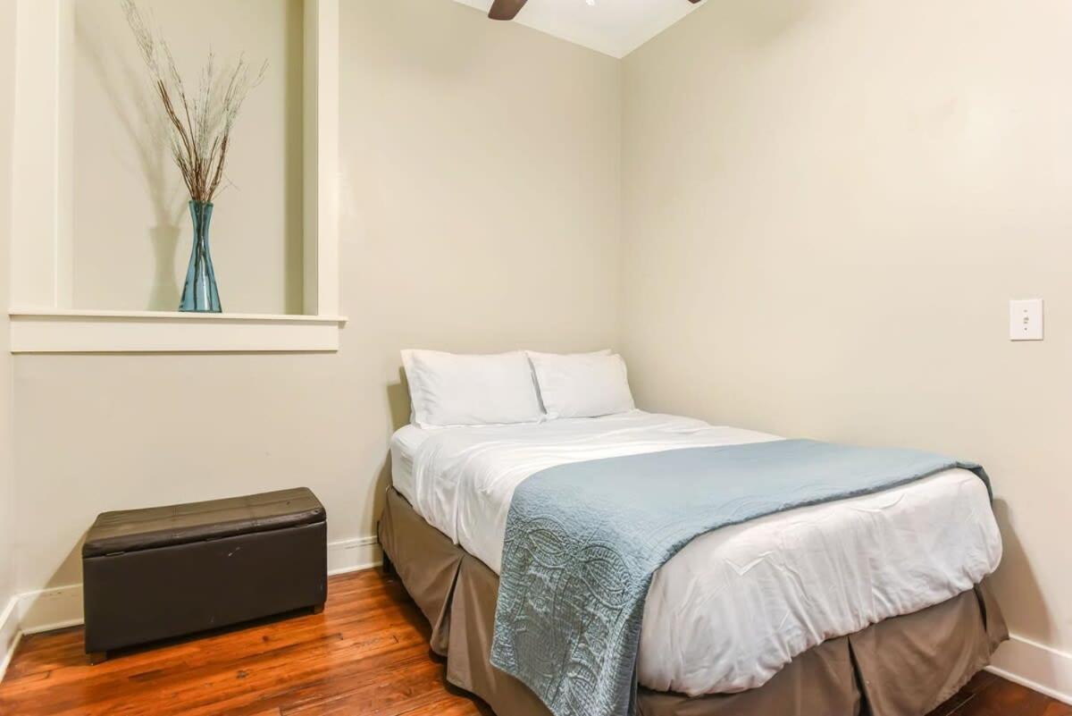 E Bay St Loft By City Market And River Street Savannah Extérieur photo