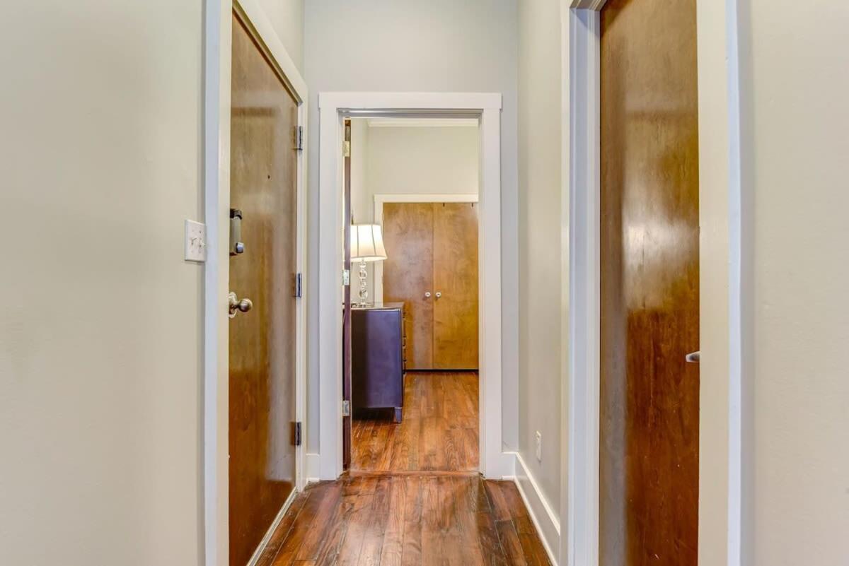 E Bay St Loft By City Market And River Street Savannah Extérieur photo